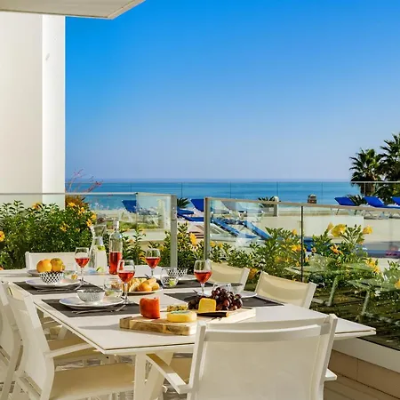 Valmar Ocean And Pool View Lagos