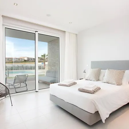 Valmar Ocean And Pool View * Lagos