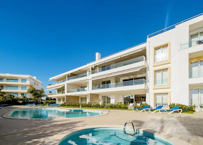 Valmar Ocean And Pool View Апартаменты