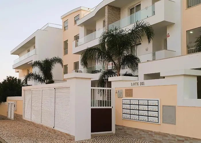 Valmar Ocean And Pool View Апартаменты