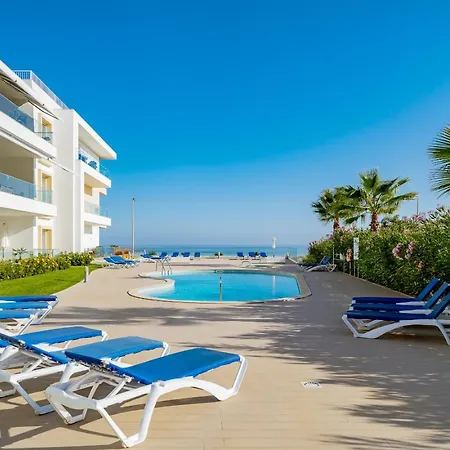 Valmar Ocean And Pool View Lagos