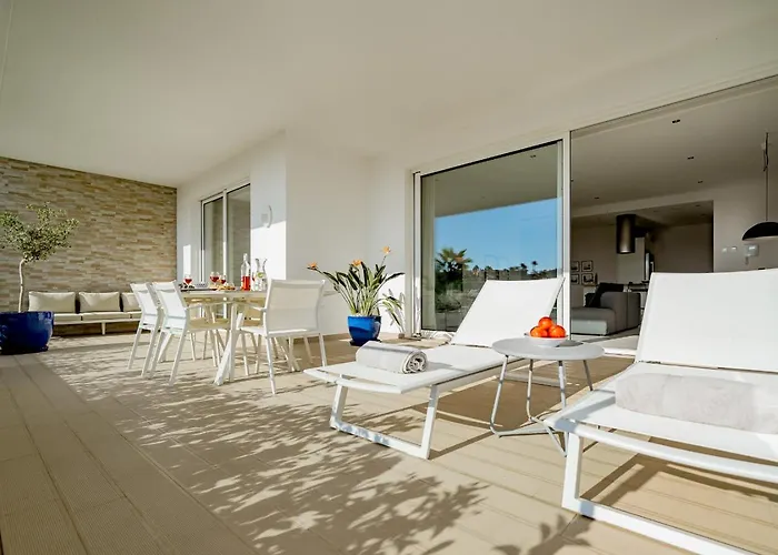 アパート Valmar Ocean And Pool View