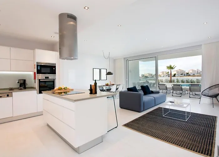 Valmar Ocean And Pool View Lägenhet Lagos